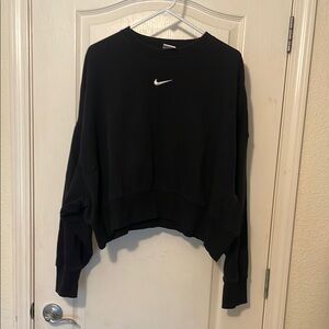 Nike Black Oversized Long Sleeve Sweatshirt